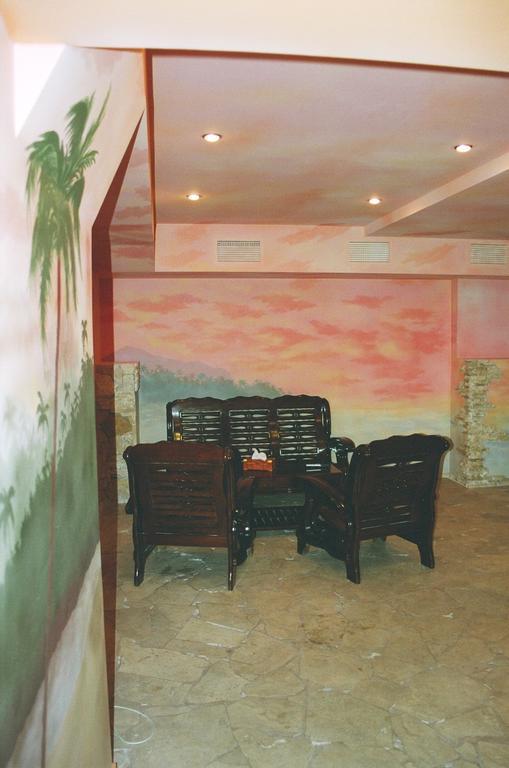 Motel Acapulco Yerevan Exterior photo